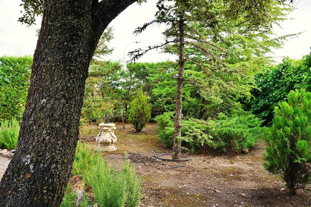 Villa La Encina, Casa Tranquila Con Excelentes Vistas Mesones  Exterior foto