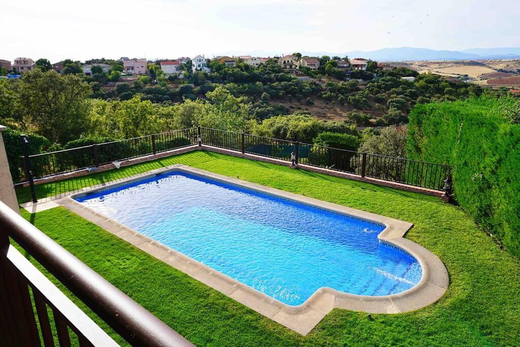 Villa La Encina, Casa Tranquila Con Excelentes Vistas Mesones  Exterior foto
