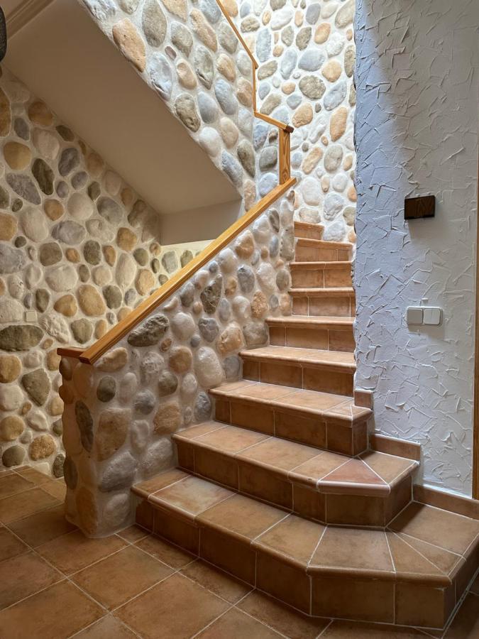 Villa La Encina, Casa Tranquila Con Excelentes Vistas Mesones  Exterior foto